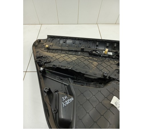 Обшивка двери задняя правая