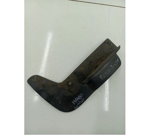 Брызговик задний левый