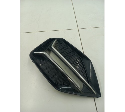 Накладка переднего бампера левая