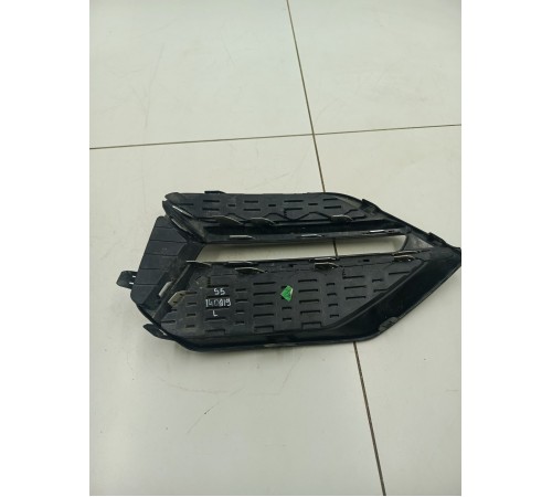 Накладка переднего бампера левая