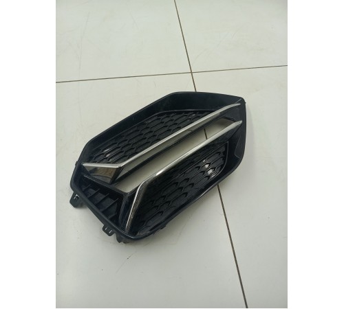 Накладка переднего бампера левая