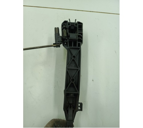 Ручка двери передняя правая внешняя