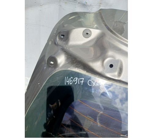 Дверь багажника