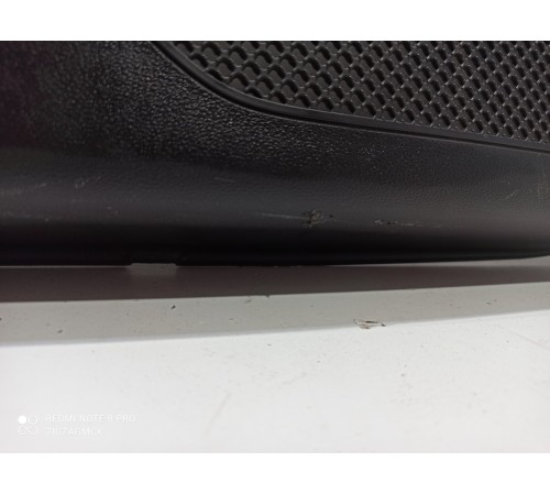 Обшивка двери передняя левая