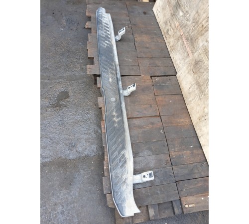 Подножка левая