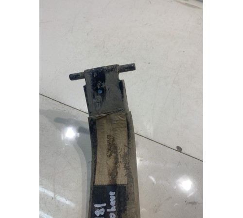 Кронштейн топливного бака