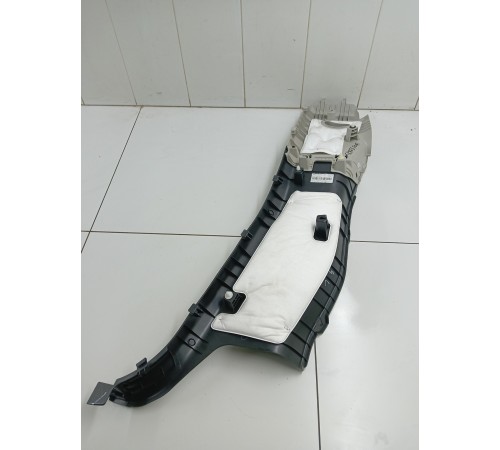 Обшивка стойки задняя левая