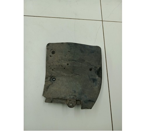 Пыльник двигателя левый