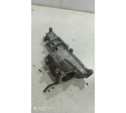 Впускной коллектор