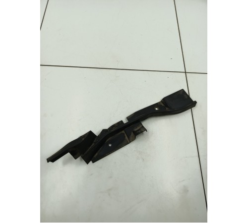 Наклака крыла передняя правая