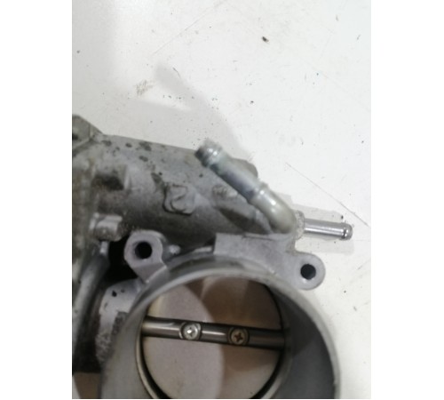 Дроссельная заслонка