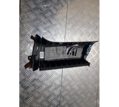 Обшивка салона задн. лев.