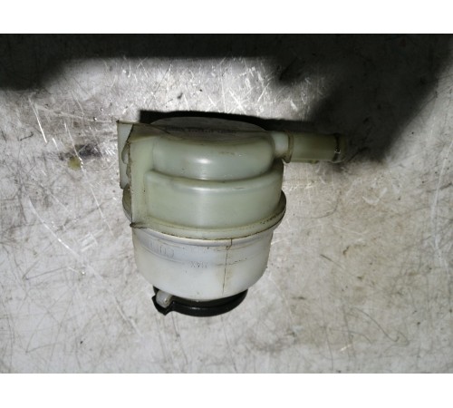 Бачок гидроусилителя