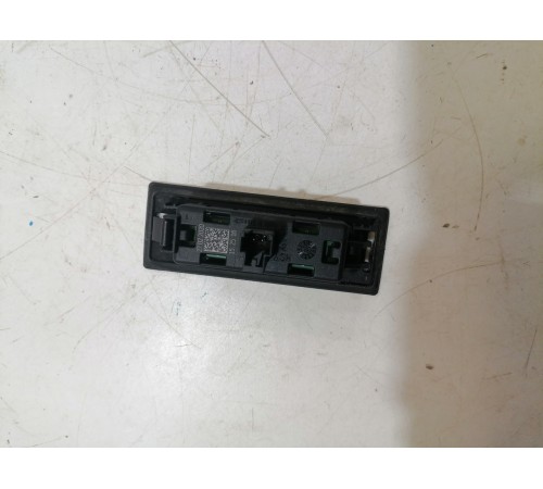 Плафон подсветки номера