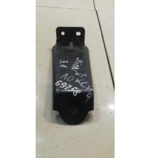 Кронштейн локера (задний,левый)