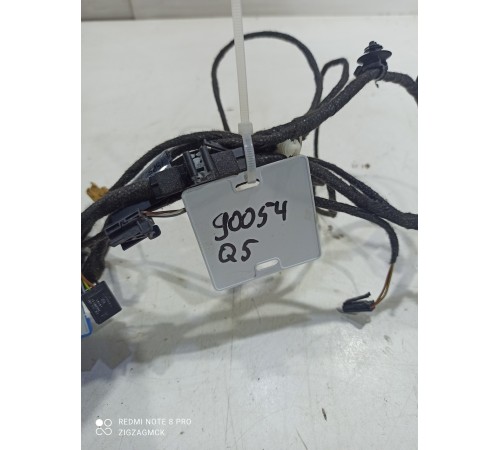 Электропроводка обшивки двери (передняя правая)