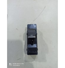 Кнопка стеклоподъемника (задняя правая)