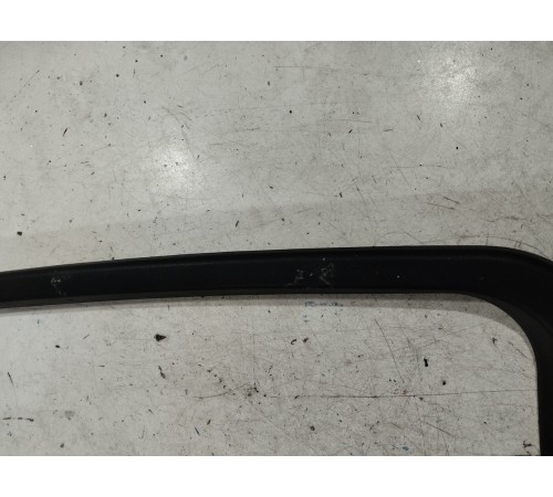 Рамка стекла двери (задняя левая)