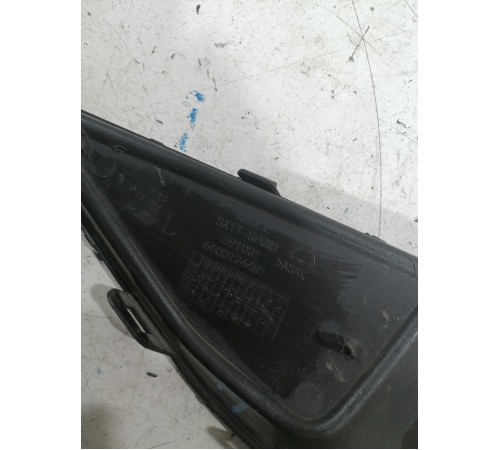 Заглушка переднего бампера левая