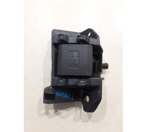 Ручка открывания капота