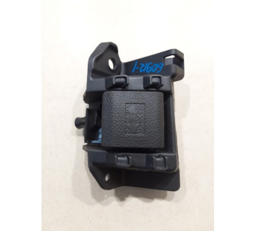 Ручка открывания капота