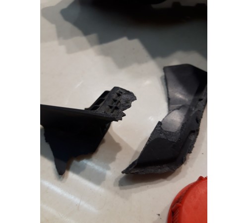 Фара (передняя,правая)