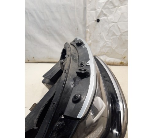 Фара (передняя,правая)