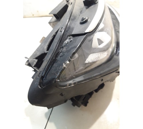 Фара (передняя,правая)