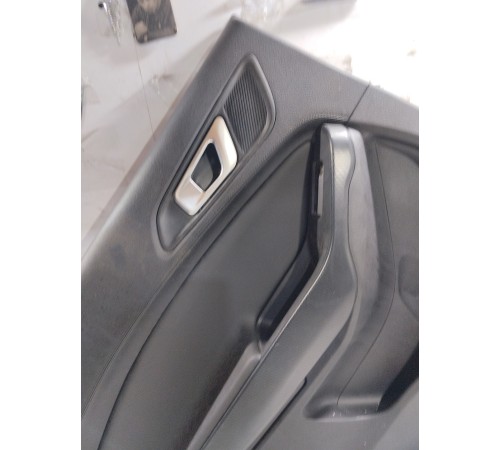 Обшивка двери задняя левая