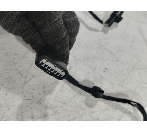 Электропроводка двери передняя левая