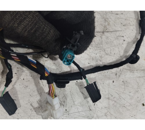 Электропроводка двери передняя левая