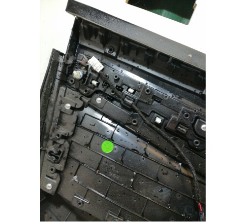 Обшивка двери передняя правая