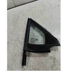 Форточка двери передняя правая