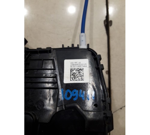 Замок двери (передний левый)