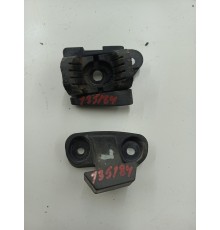 Отбойник двери крышки багажника левый