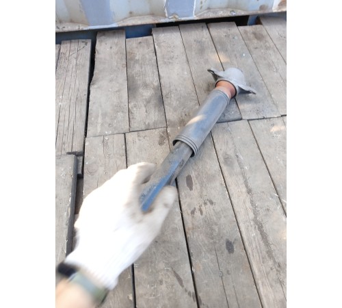 Амортизатор подвески задний правый