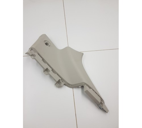 Обшивка стойки задняя правая