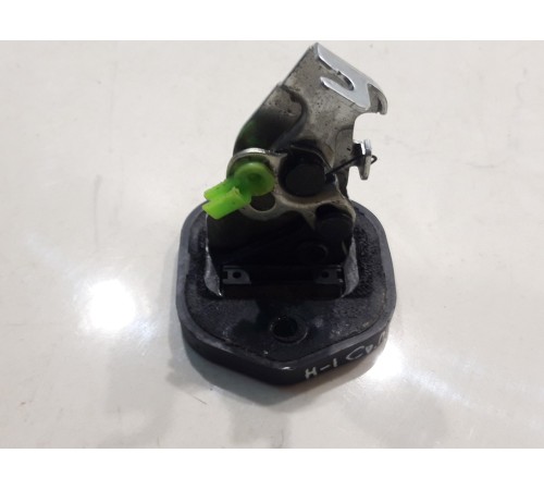 Замок двери(средней левой)