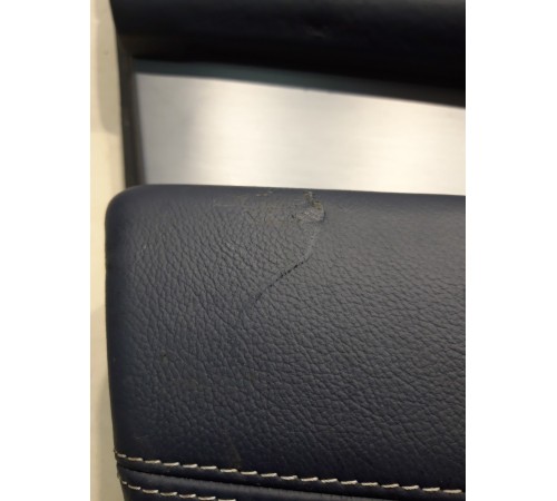 Обшивка двери (передняя, левая) (с подсветкой)