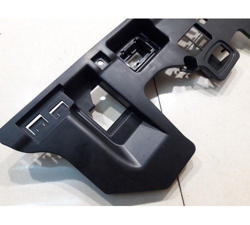 Пластик салона (левый)