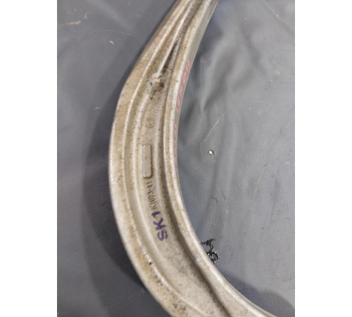 Рычаг подвески (передний левый)