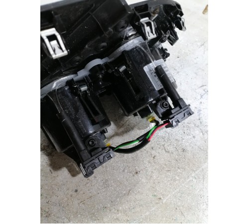 Подстаканник центральной консоли