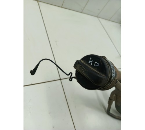 Горловина топливного бака