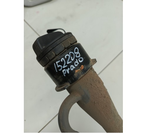 Горловина топливного бака