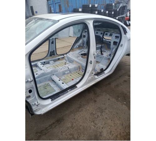 Порог со стойкой левый