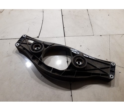 Кронштейн заднего редуктора