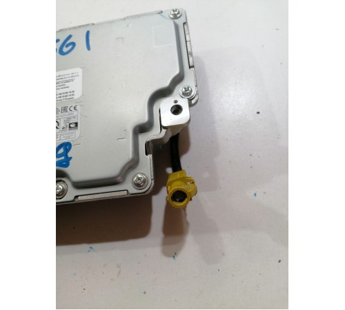 Блок управления монитором мультимедиа