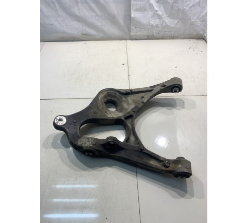 Рычаг подвески (задний, правый)