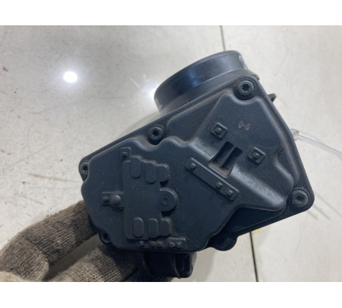 Дроссельная заслонка правая