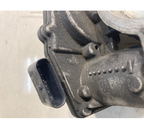 Дроссельная заслонка правая